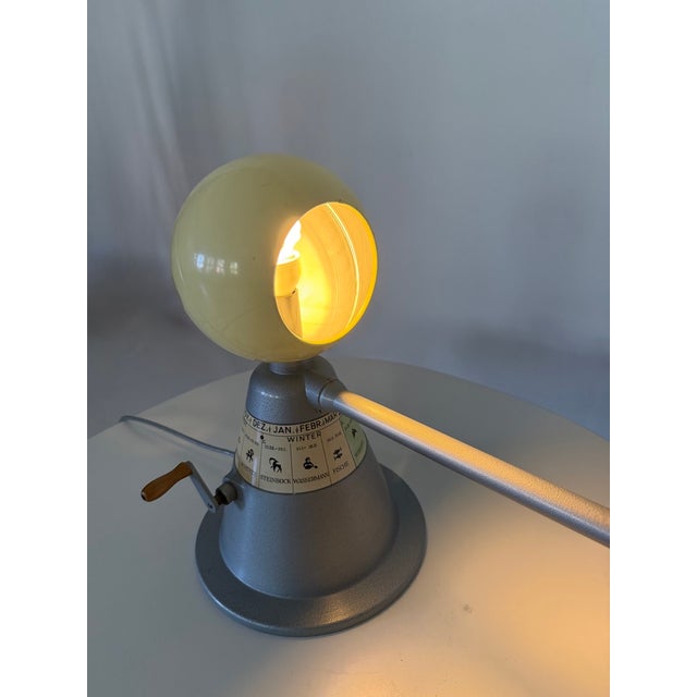 Vintage Tellurium Mechanical Sunearth Model Astronomy Teaching Aid, 1960s For Sale - Image 4 of 12