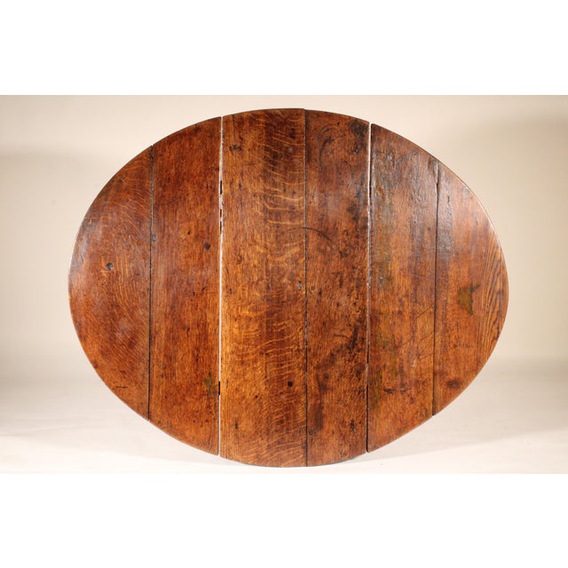 Antique William and Mary Style Oak Gateleg Table For Sale In Los Angeles - Image 6 of 10