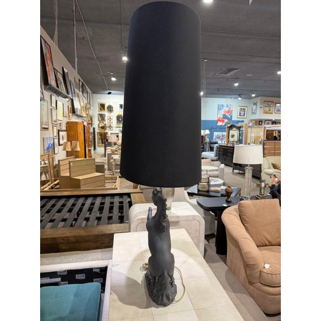 Contemporary Villari Black "Rampart" Table Lamp With Shade For Sale - Image 4 of 8