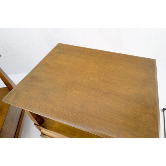 Wood Pair Heywood Wakefield Mid-Century Modern One Drawer Nightstands End Tables Mint For Sale - Image 7 of 17
