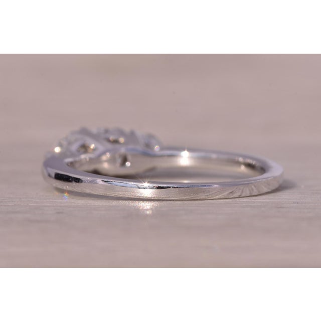 The Praggo: Three Stone Natural Diamond Ring in White Gold For Sale In Philadelphia - Image 6 of 11