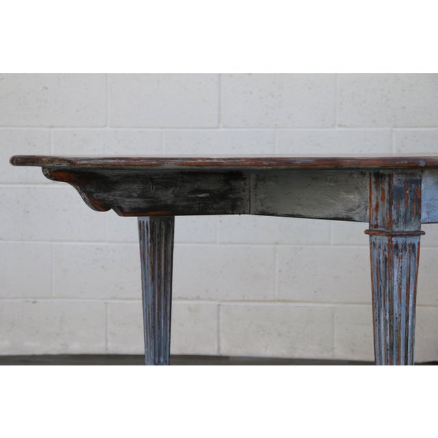 Antique 1920s French Provincial Large Oval Pine Dining Table With Distressed Painted Base For Sale - Image 11 of 18