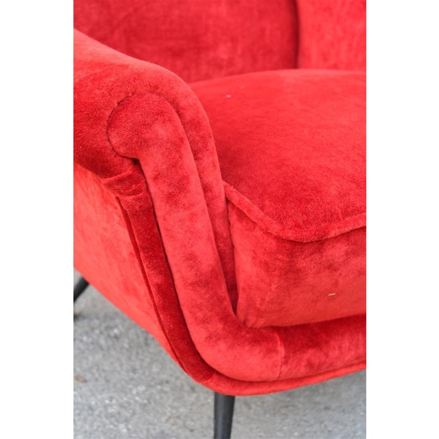 Mid-Century Modern Armchairs in Red Velvet from Framar, 1950s, Set of 2 For Sale - Image 3 of 15