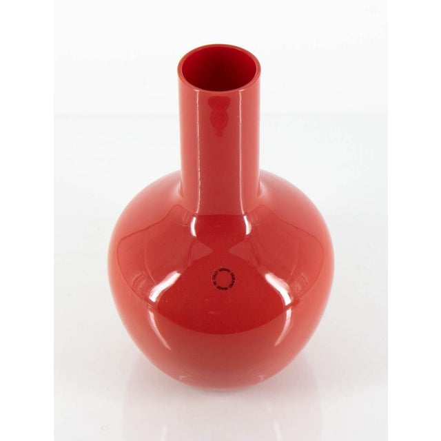 Model 513.00 Vase in Murano Glass by Venini, 1990, in Flawless conditions. Designed 1970 to 1979 This piece has an...