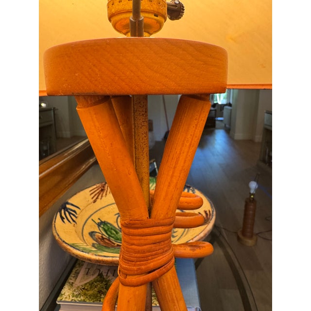 Wood 1950s Mid-Century Modern Rattan Table Lamp For Sale - Image 7 of 11