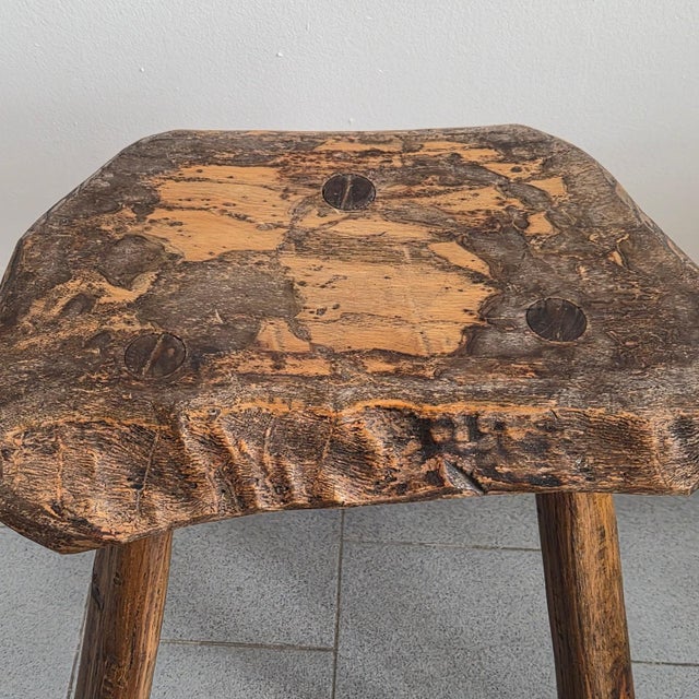 Vintage Brutalist Tripod Stools in Oak from Marolles, 1970s, Set of 2 For Sale - Image 9 of 12