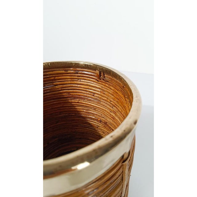Italian Cachepot Basket in Hand-Woven Pencil Reed Rattan and Brass, 1970s For Sale - Image 17 of 18