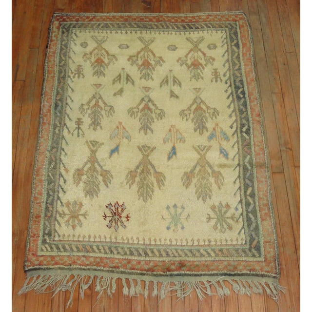1950s Turkish Tulu Rug - 3'10" x 5'2" For Sale In New York - Image 6 of 6