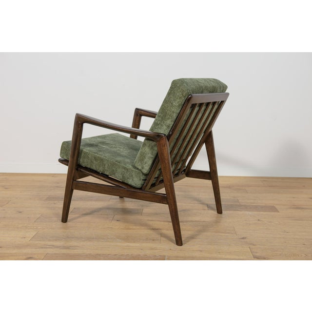 Forest Green Set of Model 300-139 Armchairs from Swarzędz Furniture Factory, 1960s For Sale - Image 8 of 18