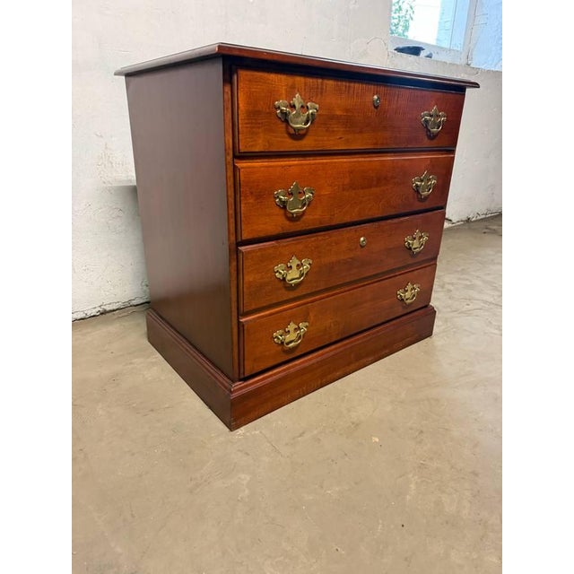 Chippendale Vintage Chippendale Style Filing Cabinet With Key by Hooker. Furniture For Sale - Image 3 of 17