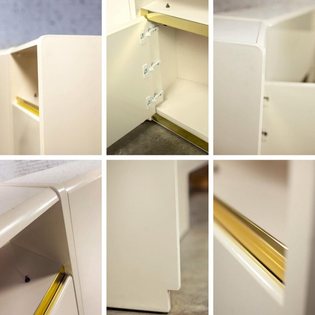 1990’s Modern to Postmodern Lane Furniture Queen Size Bed Headboard W/Nightstands White Lacquer & Brass For Sale - Image 12 of 18