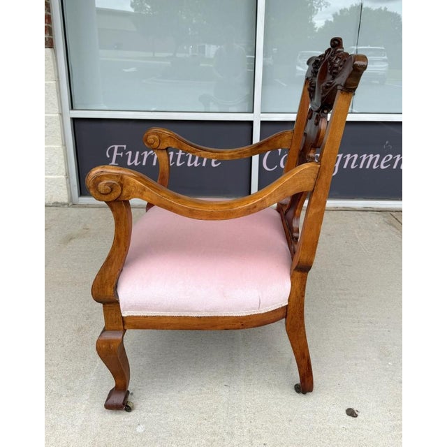Early 20th Century Victorian Pink Upholstered Chairs With Open Back For Sale - Image 4 of 10