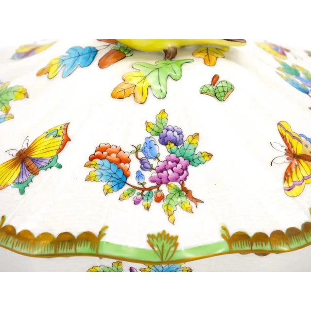 Herend Porcelain Tableware Covered Bowl / Tureen For Sale - Image 9 of 13