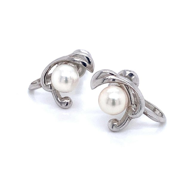 1990s Mikimoto Estate Akoya Pearl Clip On Earrings Sterling Silver 6mm 3.53 Grams, 2 pieces For Sale - Image 4 of 12