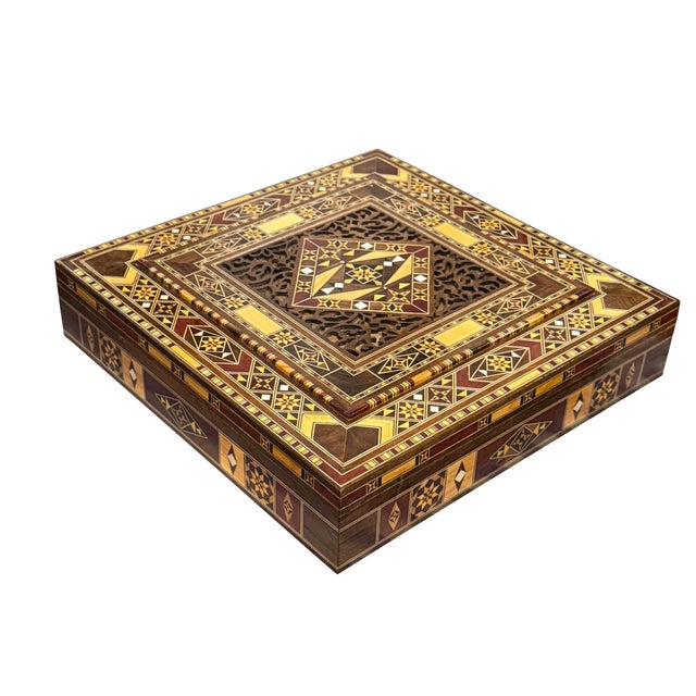 Middle Eastern marquetry inlay jewelry box for decor. This vintage box made of combination of natural wood, walnut wood,...