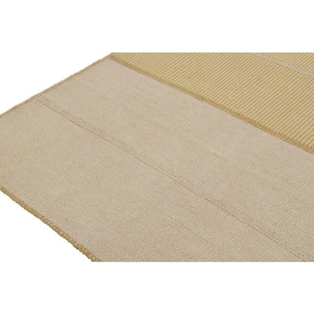 Rug & Kilim’s Contemporary Kilim in Beige and Gold Stripes For Sale In New York - Image 6 of 7
