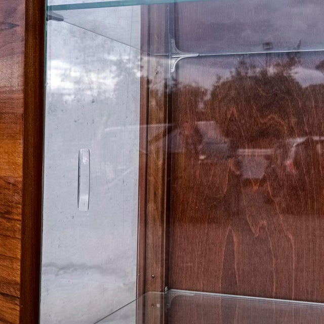 Italian Art Deco Display Cabinet For Sale - Image 10 of 18