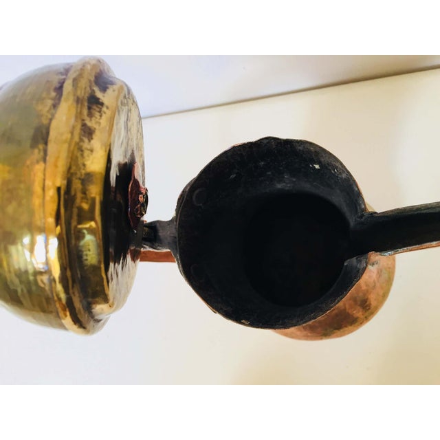 Antique Dallah Coffee Pot, Hand-Hammered Copper & Brass, Oman, 1890 For Sale - Image 10 of 18