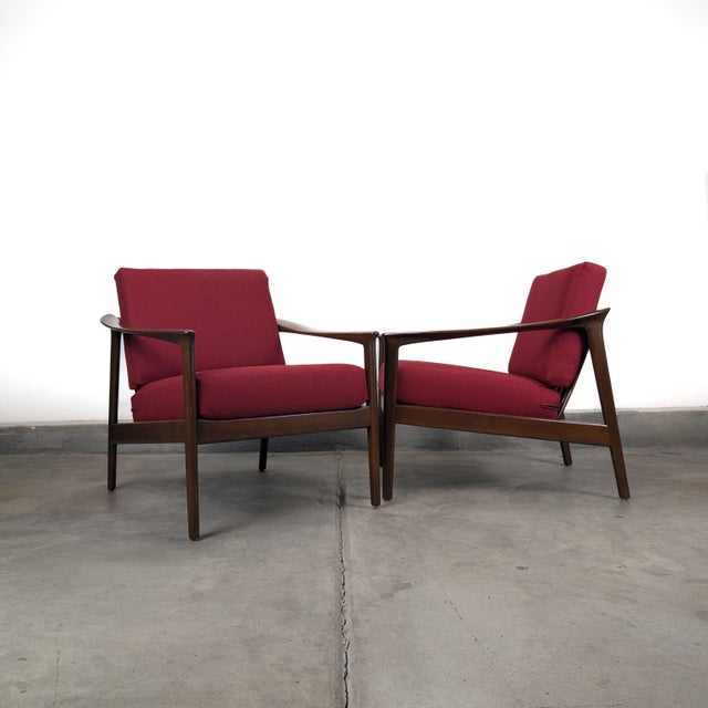 DUX Pair of Mid Century Modern 'Monterey' Lounge Chairs by Folke Ohlsson for Dux For Sale - Image 4 of 18