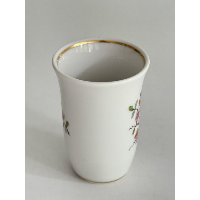Mini vase by Meiisen, several available Height: 5.2 cm, Diameter: 3.5 cm First choice, unused, from business liquidation...
