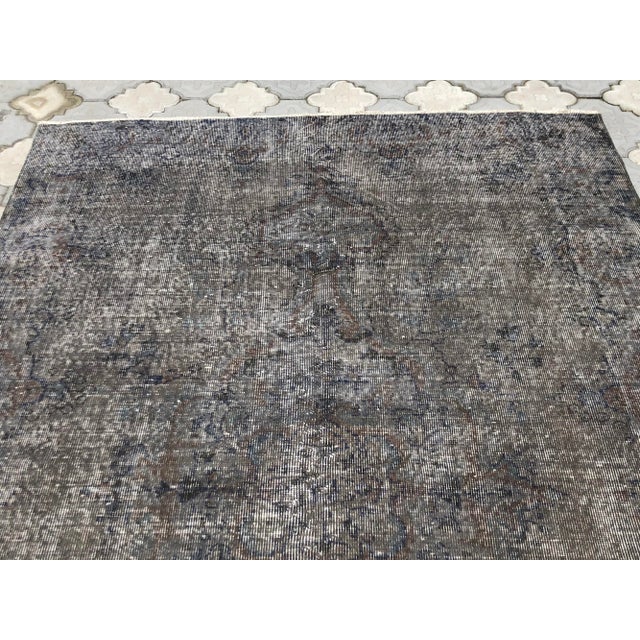 1960s Vintage Alfombra Greige Wool Rug For Sale - Image 5 of 9