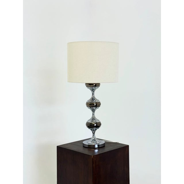 Space Age Table Lamp with Sculptural Chrome Base, 1970s For Sale - Image 6 of 11