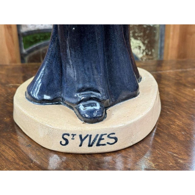 1930s Jos Kervella, Saint Yves in Quimper, 1930s, Earthenware For Sale - Image 5 of 16