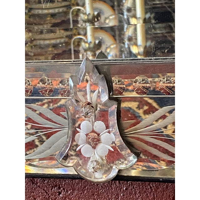 Venetian Mirror in Glass For Sale - Image 9 of 18