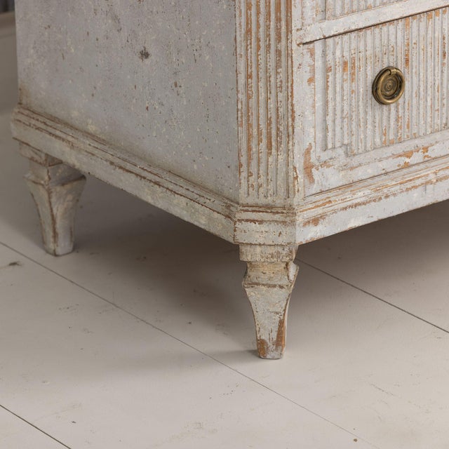Pair 19th C. Swedish Gustavian Painted Bedside Commodes With Reeded Drawers For Sale - Image 16 of 17