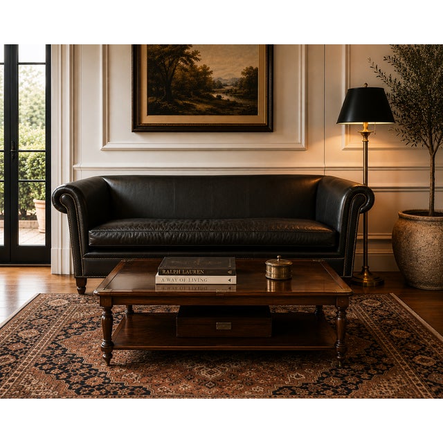 Timeless and richly detailed, this Ralph Lauren Vintage Brompton Leather Sofa from the 1990s is a masterclass in...