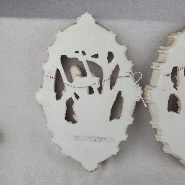 Vintage 1962 Jayess United Chicago Chalkware Wall Plaques Rococo Couple Set of 2 For Sale - Image 12 of 15
