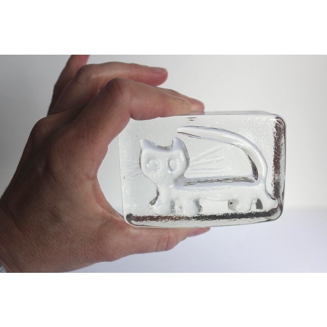 Transparent Mid Century Modernist Glass Cat Paperweight Modernist Art Glass Cube, Scandinavian Style For Sale - Image 8 of 10