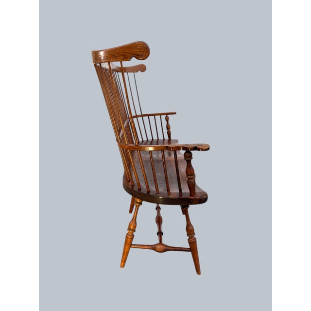 Early American Style Windsor Bench Settee For Sale In Los Angeles - Image 6 of 6