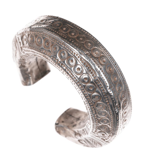 6" Antique SE Asian Golden triangle silver cuff bracelet For Sale - Image 4 of 11