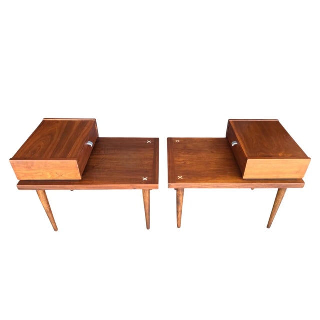 Mid-Century American of Martinsville Walnut Nightstands With Floating Drawer- A Pair For Sale - Image 14 of 17