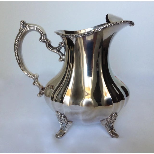 Hollywood Regency Vintage C.1970's Silver Plate Towle Silversmith Co. Large Water Carafe For Sale - Image 3 of 11