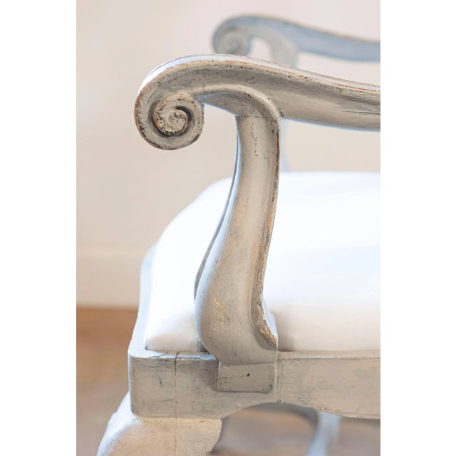 Venetian 1810s Rococo Style Painted Wood Armchair with Parcel-Gilt Accents For Sale - Image 10 of 10