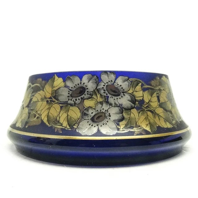 German Biedermeier Hand-Painted Bowl on Stand from Ergermann, 1890s For Sale - Image 5 of 7