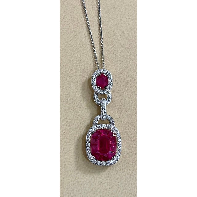 3.5 Carat Natural Burma Ruby and Diamond Pendant or Necklace in 18 Karat Gold For Sale - Image 10 of 18