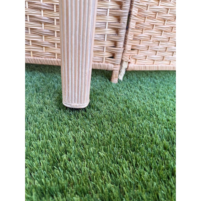 Pair of Vintage 1980s Rattan & Glass Waterfall End Tables – Mid Century Coastal Palm Beach Regency Tables For Sale In Phoenix - Image 6 of 10