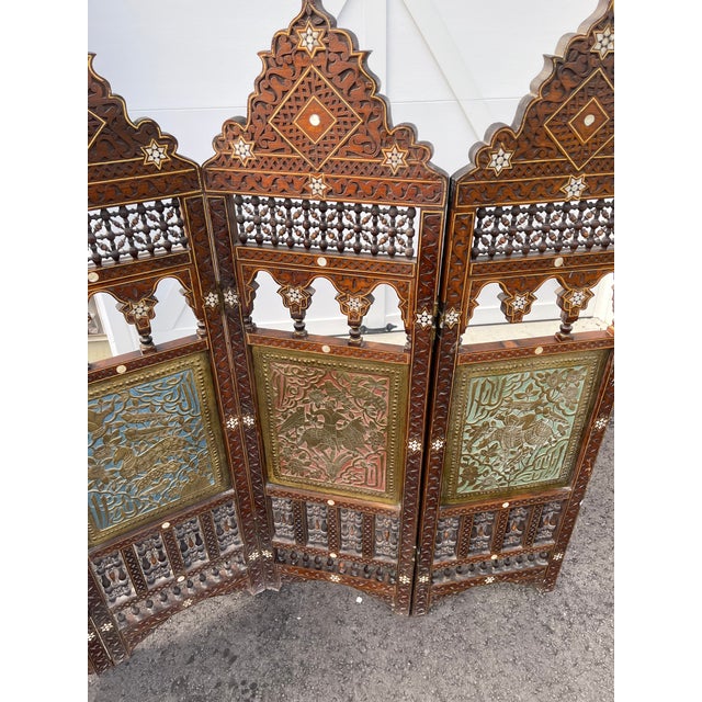 Brown 1930s Hand Carved Syrian Four Panel Inlaid Walnut and Mother of Pearl Folding Screen For Sale - Image 8 of 8