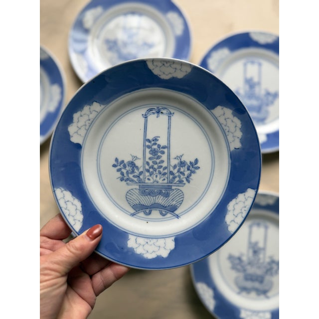 1960s Blue & White Chinese Porcelain Plates – 8” – Scholar’s Vase & Cloud Border - Set of 6 For Sale - Image 9 of 9