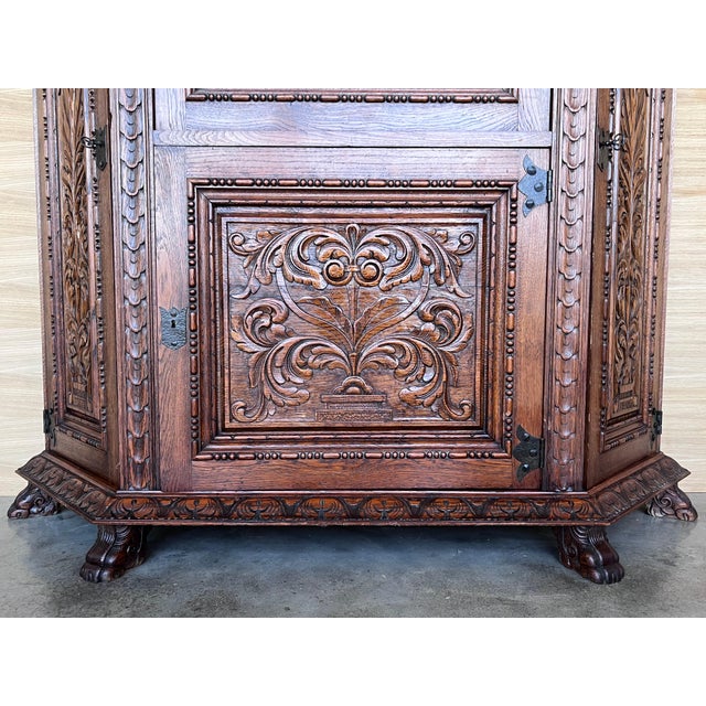 Wood Spanish Baroque Cabinet Bar in Carved Walnut, 1910s For Sale - Image 7 of 18