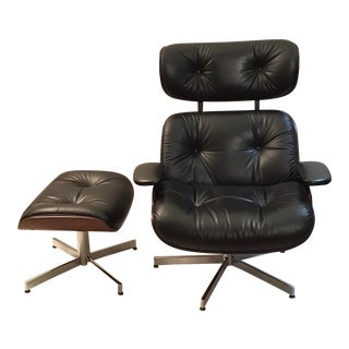 Vintage Mid Century Modern Eames Style Lounge Chair & Ottoman For Sale