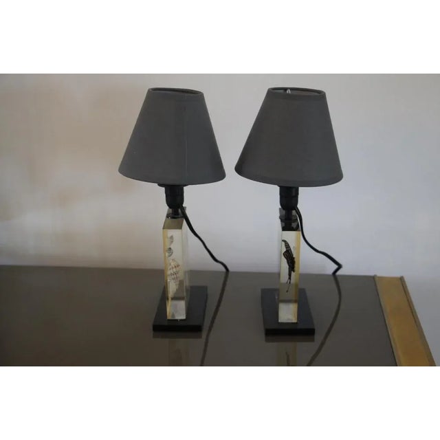 Resin Table Lamps with Inclusions, 1970s, Set of 2 For Sale - Image 13 of 17