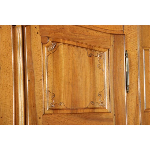 Antique Baroque Lake Constance Cabinet in Walnut, 18th Century For Sale - Image 13 of 18