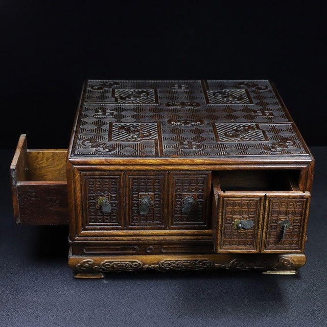 Dimensions: Height 21 cm (8.3") x Length 36.5 cm (14.4") x Width 36.5 cm (14.4") Material: Solid Hardwood (Huali Rosewood)...