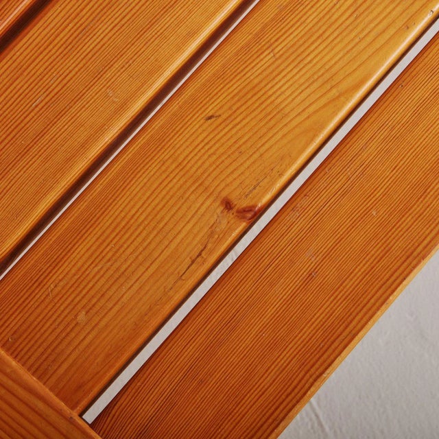 Brown Brutalist Hand Carved Pine Bench by Glas Mäster Markaryd, Sweden 1970s For Sale - Image 8 of 12