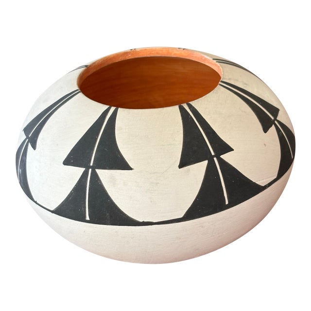 Signed Santa Clara Pueblo Pottery Bowl by Martha Concho – Black on Cream With Red Interior For Sale