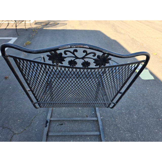 American Vintage Russell Woodard Attributed Cantilever High Back Wrought Iron Briarwood Daisy Patio Chair For Sale - Image 3 of 17